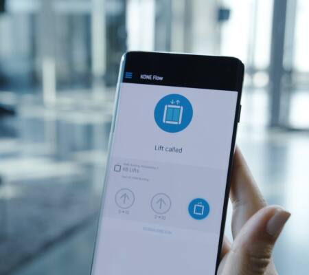 Uživajte u zdravijem i sigurnijem protoku ljudi pomoću rešenja KONE Health and Vellness